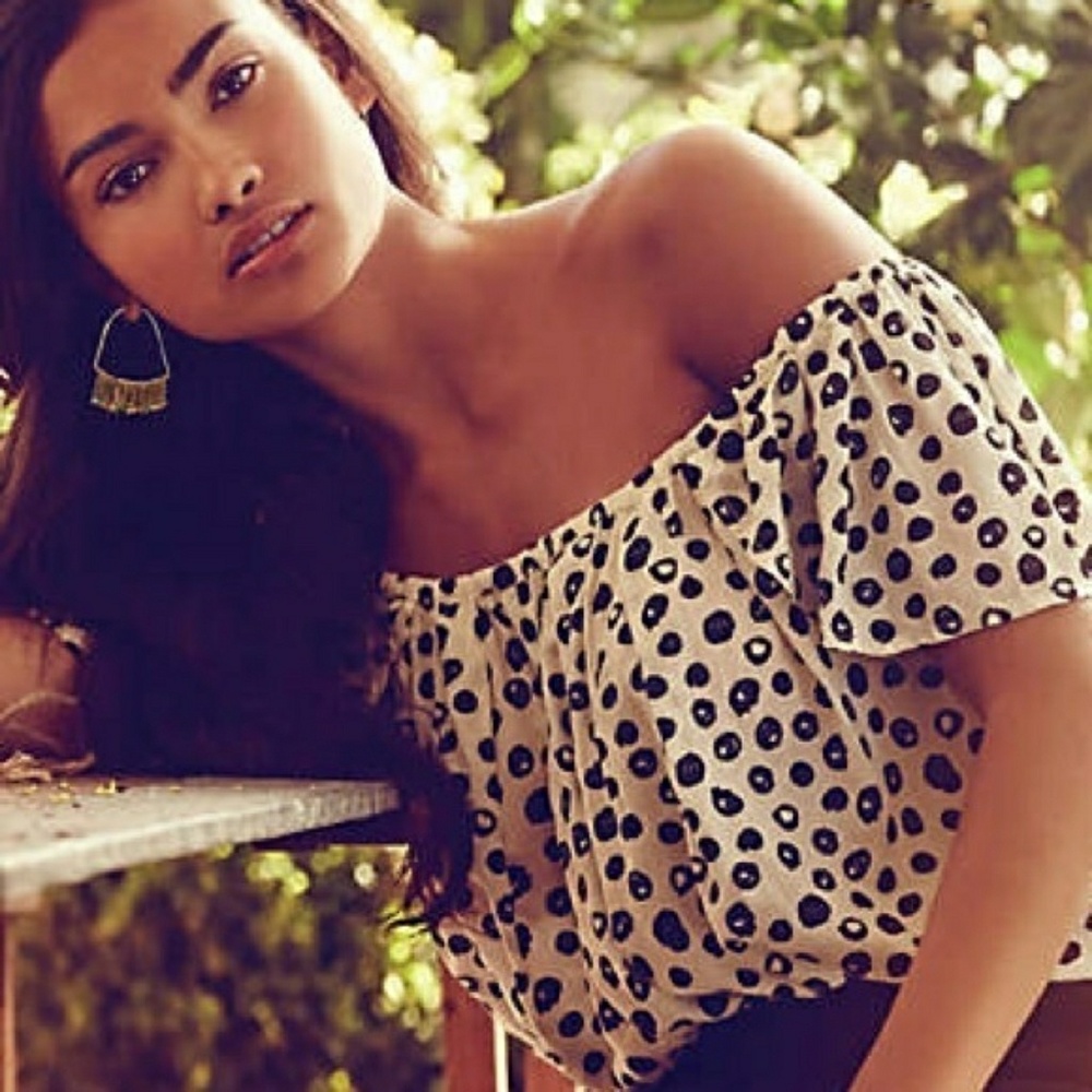 Anthropologie Maeve Garden Grove Top